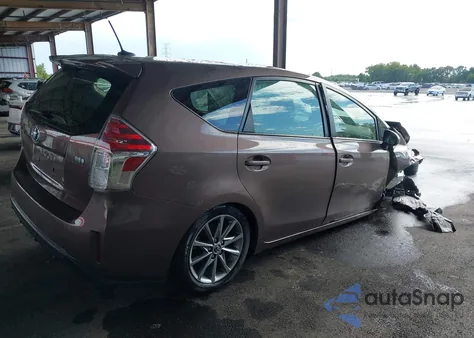 2015 Toyota Prius V Five z USA, uszkodzony, nr VIN JTDZN3EU2FJ029508